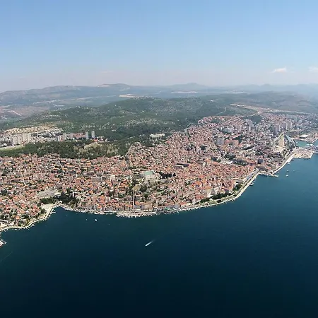 아파트 With Parking Space - 24466